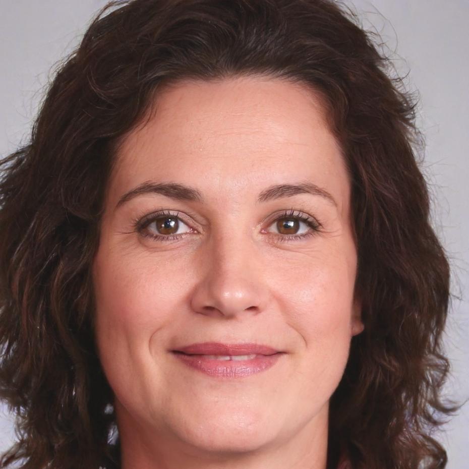 講師の佐藤加奈